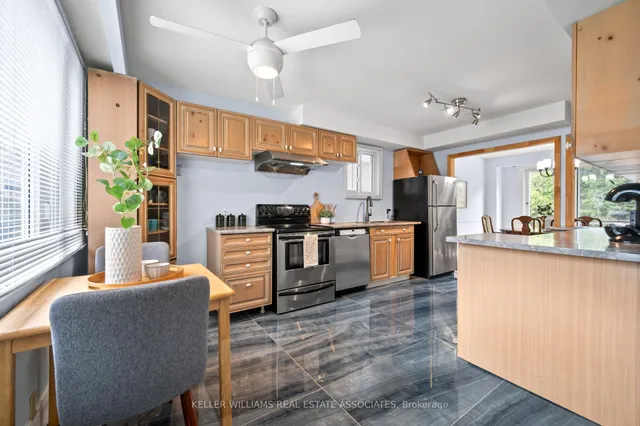 Additional image 2 of 120 Royal Palm Dr