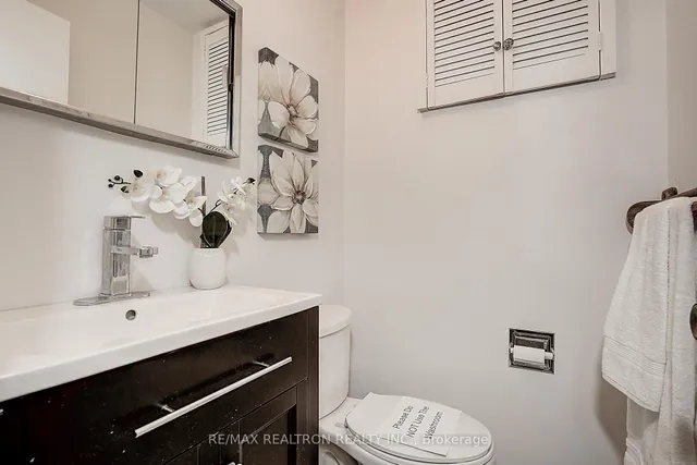 Additional image 20 of 82 Carnival Crt