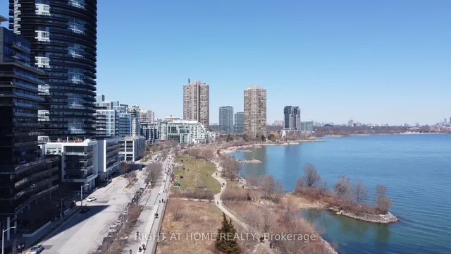 Additional image 3 of 39 Annie Craig Dr Unit 803