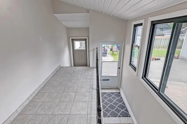 Additional image 31 of 34 CHISHOLM Ave