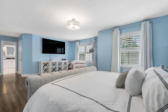 Additional image 25 of 4172 Vermont Cres