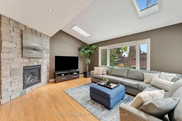 Additional image 17 of 660 Highvalley Rd