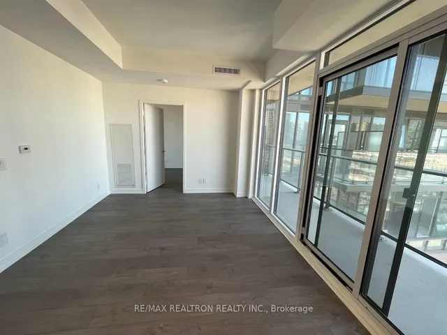 Additional image 9 of 270 Dufferin St Unit 602