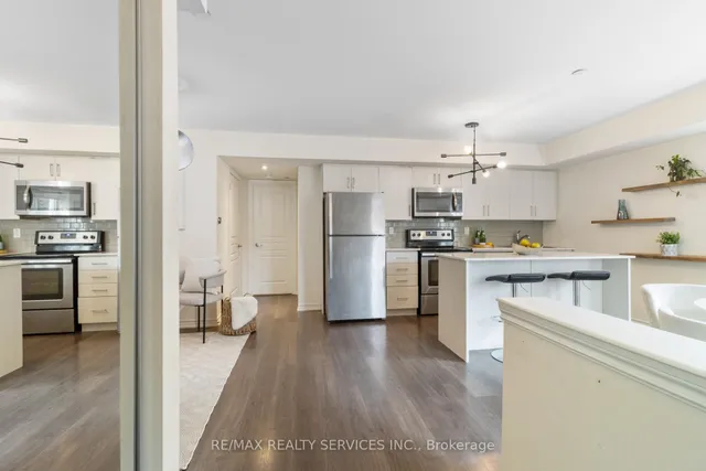 Additional image 10 of 70 Eastwood Park Gdns Unit 1