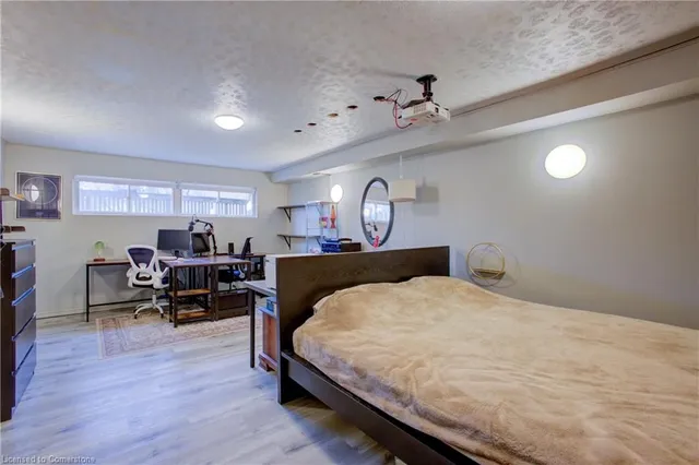 Additional image 21 of 93 Montcalm Dr