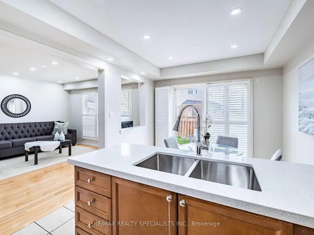 Additional image 15 of 18 Jessop Dr