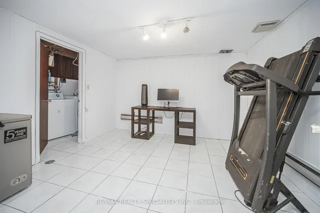 Additional image 33 of 20 Darras Crt