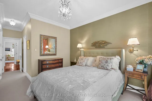 Additional image 29 of 636 Wellington St