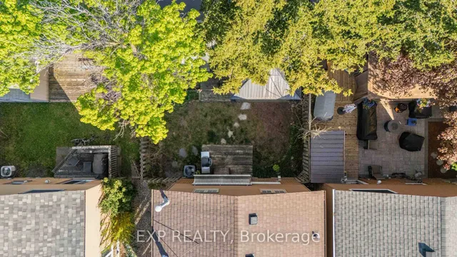 Additional image 44 of 380 Woodlawn Cres