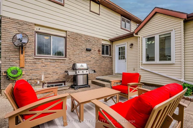 Additional image 38 of 136 St Jerome Cres