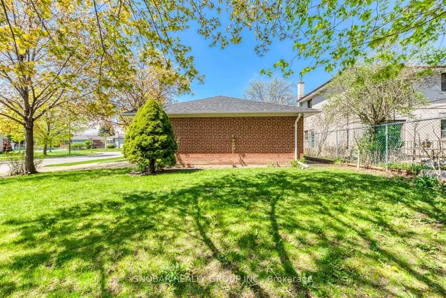 Additional image 19 of 61 Brampton Rd