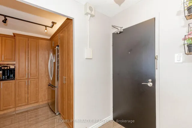 Additional image 7 of 2721 Victoria Park Ave Unit 1503