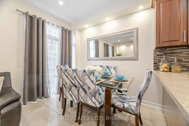 Additional image 15 of 803 Khan Cres