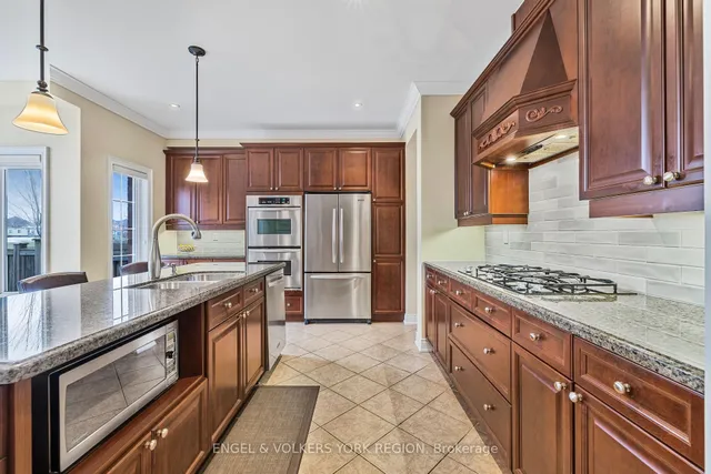 Additional image 10 of 26 Imperial Lakes Dr