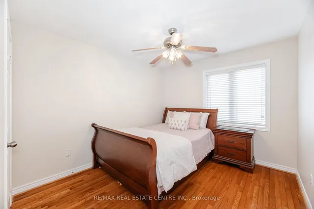 Additional image 32 of 21 FALSTAFF Rd