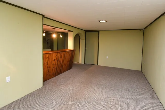 Additional image 30 of 914 Francis Rd