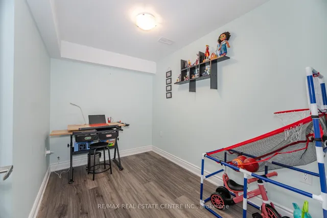 Additional image 45 of 48 Enford Cres