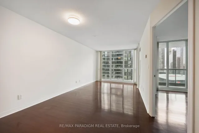 Additional image 7 of 16 Yonge St Unit 1713