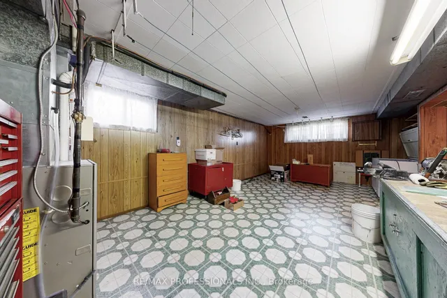 Additional image 41 of 26 Crane Ave