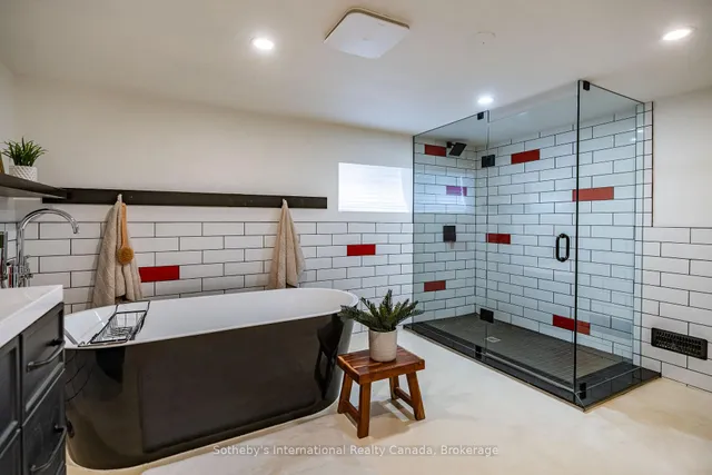 Additional image 31 of 122 Lake Avenue Dr