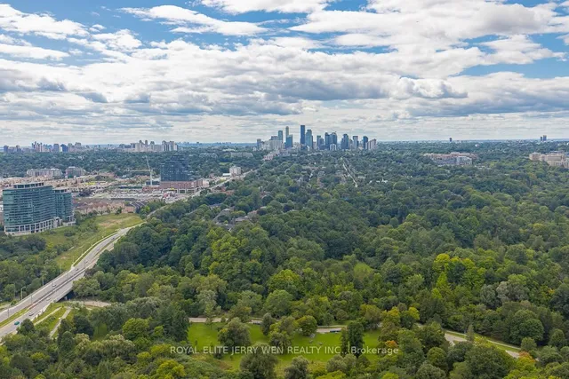 Additional image 22 of 30 Inn On The Park Dr Unit 3410