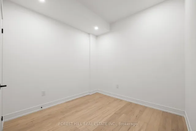 Additional image 25 of 90 Johnston Ave