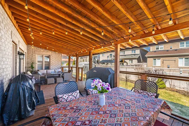 Additional image 45 of 105 Royal West Dr