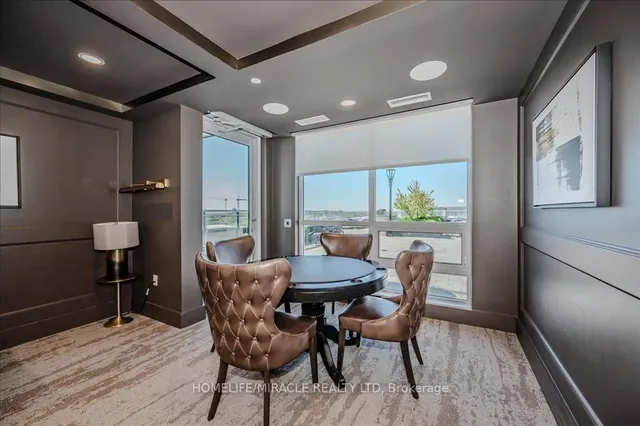 Additional image 30 of 1050 Main St Unit 819