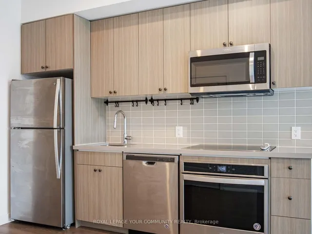 Additional image 15 of 2799 Kingston Rd Unit 221