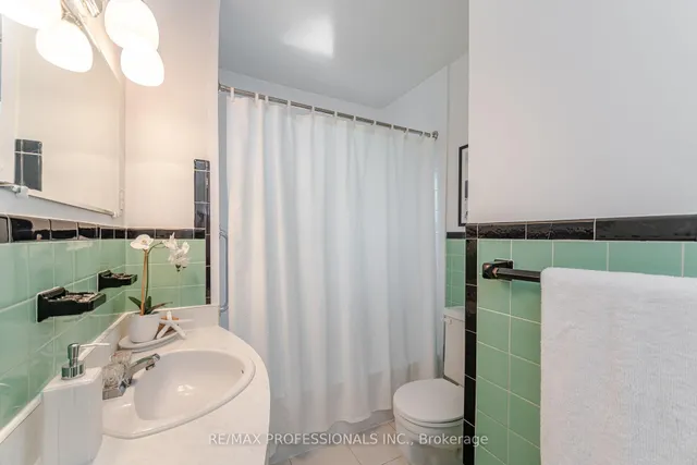 Additional image 22 of 36 Templar Dr