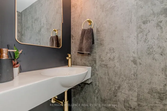 Additional image 28 of 38 Magnificent Way