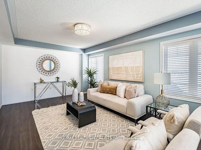 Additional image 6 of 103 Miracle Tr