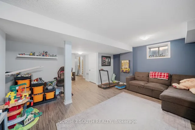 Additional image 30 of 22 Bernadino St