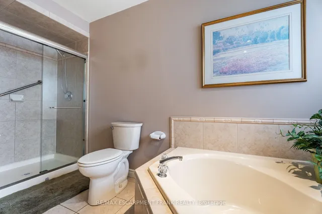 Additional image 32 of 345 Southcote Rd