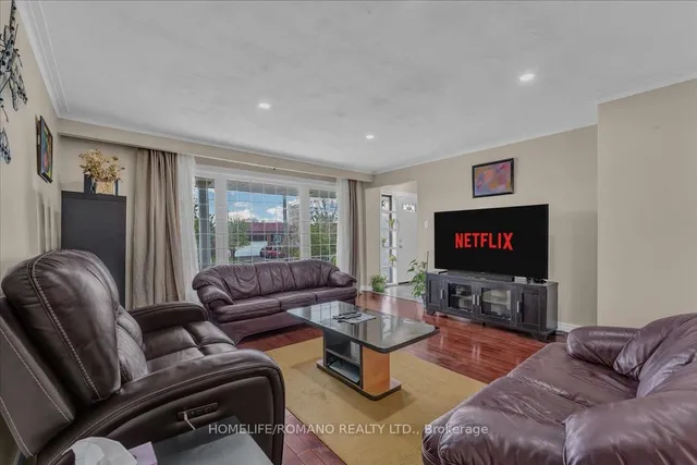 Additional image 11 of 43 Hoover Cres