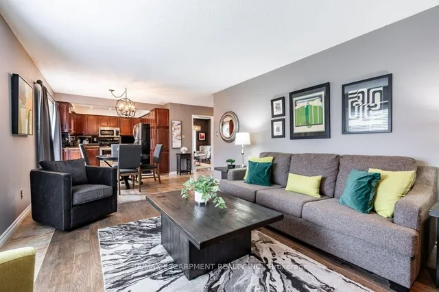 Additional image 21 of 14 Twin Crt