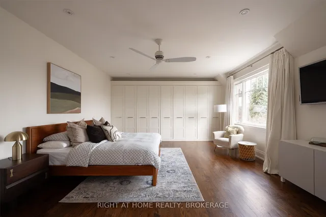 Additional image 17 of 179 Yonge Blvd