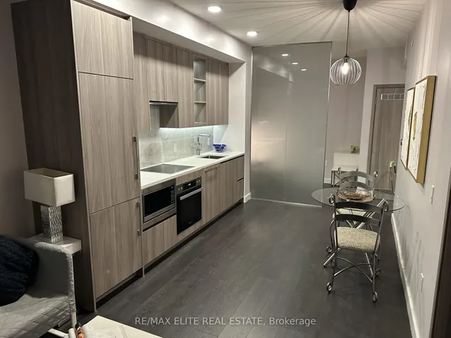 Additional image 3 of 95 Mcmahon Dr Unit 907