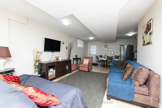 Additional image 28 of 134 Brownville Ave