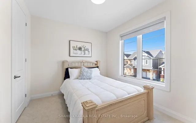 Additional image 43 of 1355 Basswood Cres