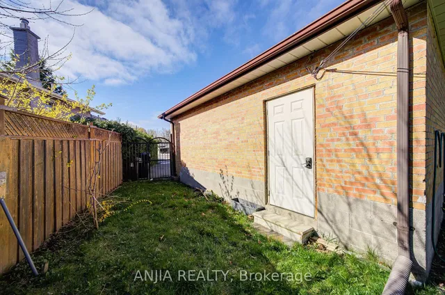 Additional image 45 of 56 Flintridge Rd