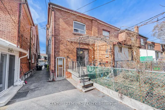 Additional image 27 of 1943 Dufferin St