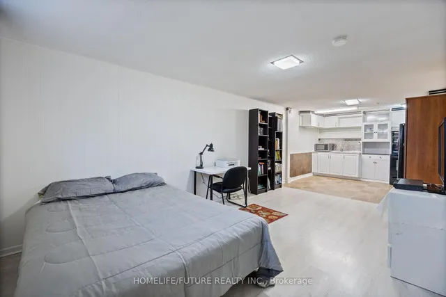 Additional image 30 of 71 Hagar Ave