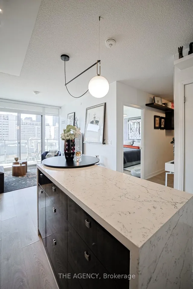 Additional image 16 of 50 Wellesley St Unit 1109