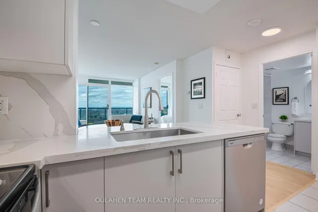 Additional image 12 of 5500 Yonge St Unit LPH7