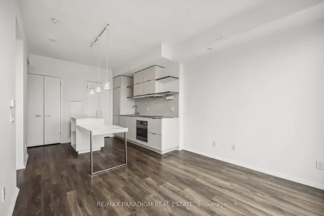 Additional image 16 of 197 Yonge St Unit 4301