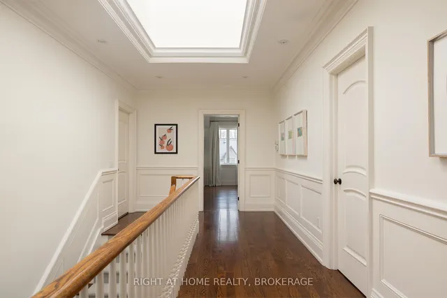 Additional image 23 of 179 Yonge Blvd