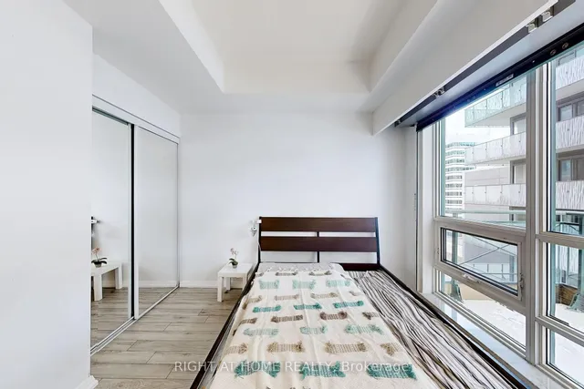 Additional image 21 of 35 Hayden St Unit 1216