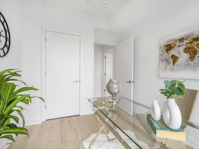 Additional image 10 of 9 Tecumseth St Unit 1114