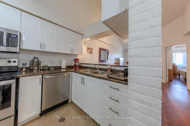 Additional image 12 of 103 Bristol Rd Unit 210